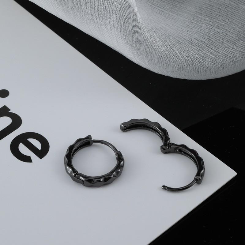 Trendy Men's Hip-Hop Single Earring: European & American Style