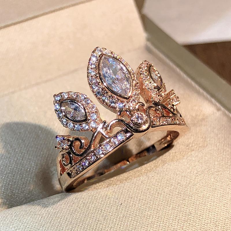 925 Sterling Silver Exquisite Crown Zircon Ring Ladies Drop-shaped Princess Ring Wedding Engagement Jewelry Gift