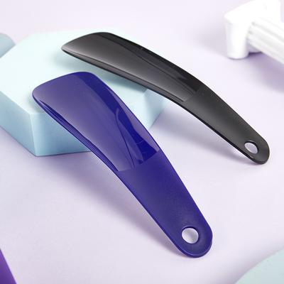 1Pcs Plastic Colour Shoehorn Lazy Shoe Helper Long Handle Shoes Lifter Shoehorn