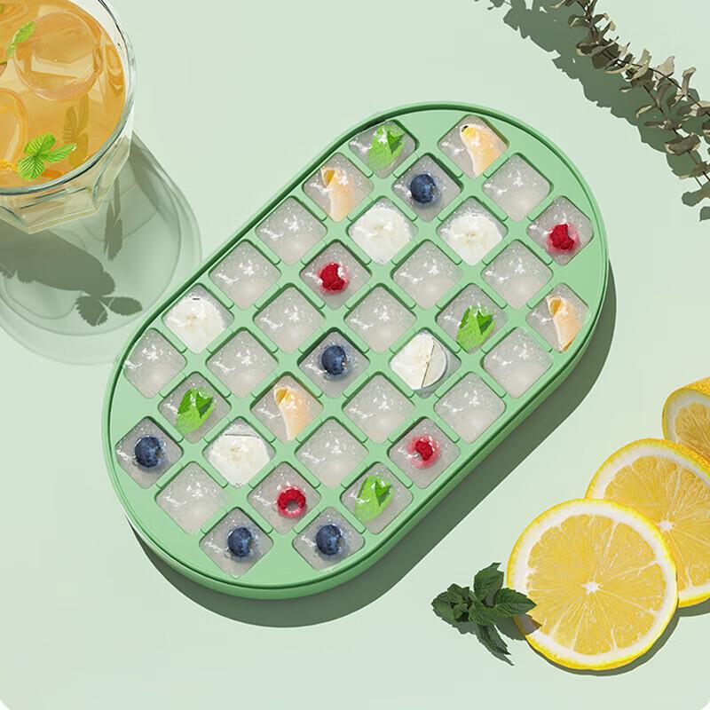 

Soft Bottom 36-Grid Plastic Ice Cube Tray