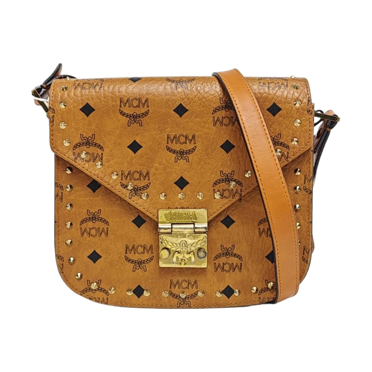 [Pre-Owned] Patricia Studded Adjustable Strap Saddle Bag - Fair #4VU9CM ONE SIZE