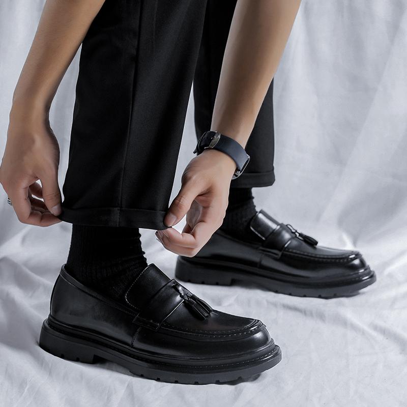 Fashion Men's Retro Leather Shoes Slip On Grace Thick Bottom Loafers Men Fashion Black Formal Business Luxury Casual Shoes Men Moccasins
