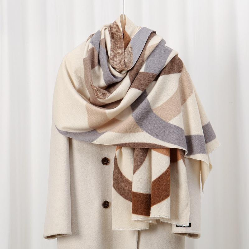 

Большой платок 70 новый осенне-зимний приятный к коже и теплый из имитации кашемира с принтом около универсальная шаль 70*180cm