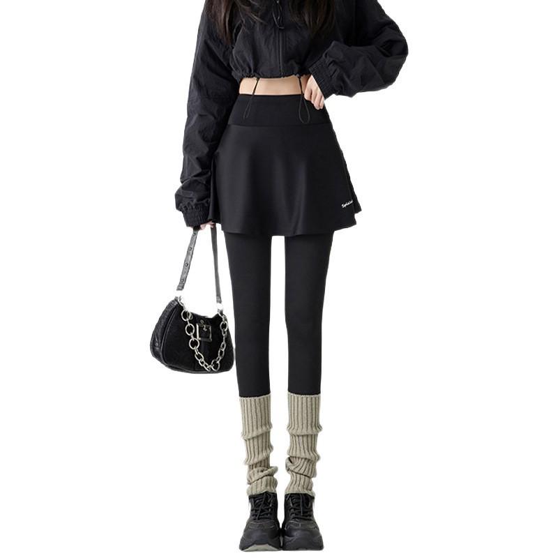 Women's Faux Two-Piece Fleece-Enhanced Shark Pants: Yoga-Style Pleated Skirt and Tights for Spring, Autumn, and Winter.