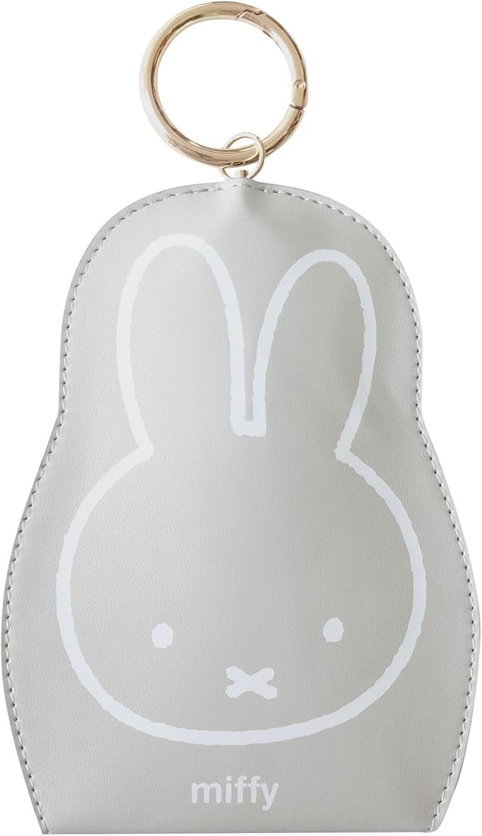 

Nicotto Miffy PU Чохол для смарт-ключа Цей чохол для ключа має вікно з ПВХ, яке дозволяє отримати доступ до сховища смарт-ключа, та включає висувний шнурок і сірий колір