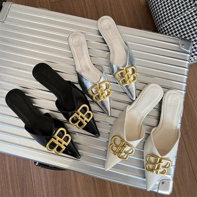 2025 Spring New Slippers Women's Fashion European and American Style Metal Buckle Pointed Head Flat Bottom Bag Head Half Slippers Women's Shoes