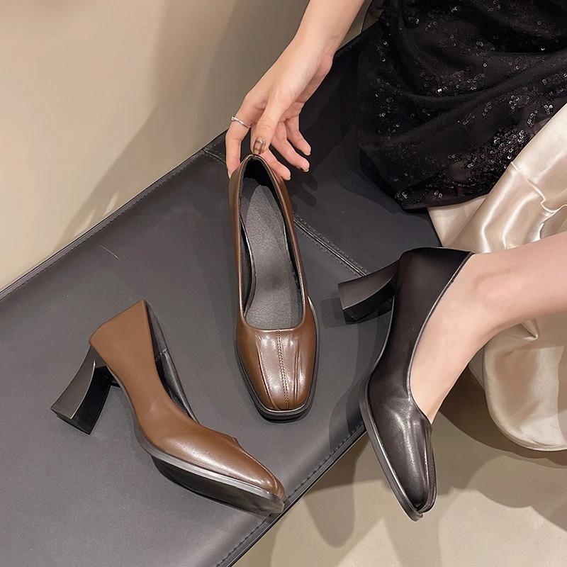 Classic Basic Women's Pump Leather Pleat Design  Spring Elegant Square Toe Chunky Heel Office Women's Dress Work Shoes