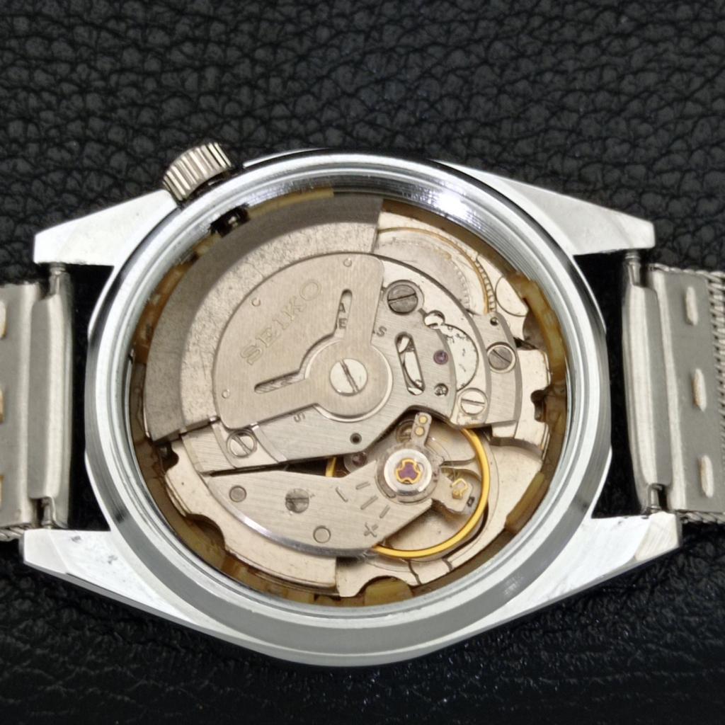 JAPAN VINTAGE SEIKO 5 AUTOMATIC REFURBISHED MENS GREEN DIAL WATCH a440408-4 Sk-a440408