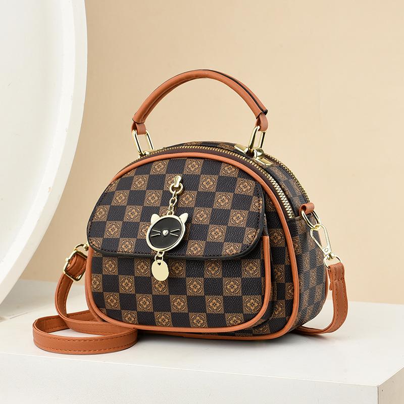 

Classic women s bag European and American retro presbyopia handbag shoulder bag fashionable presbyopia messenger bag texture 20*10*17