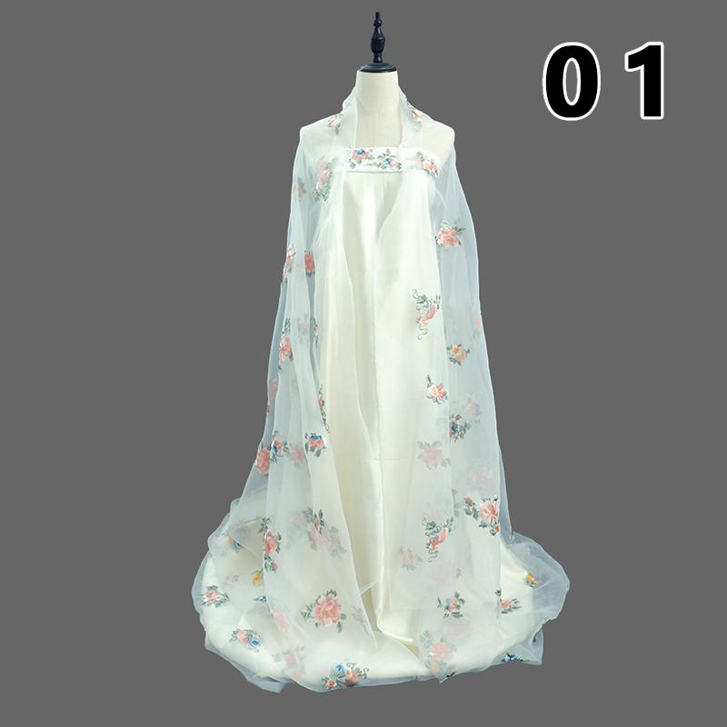 50cm Chinesischer Hanfu Stickerei Stoff Organza Antiker Stil Bestickter Designstoff für DIY Hanfu Hemden Puppenkleidung