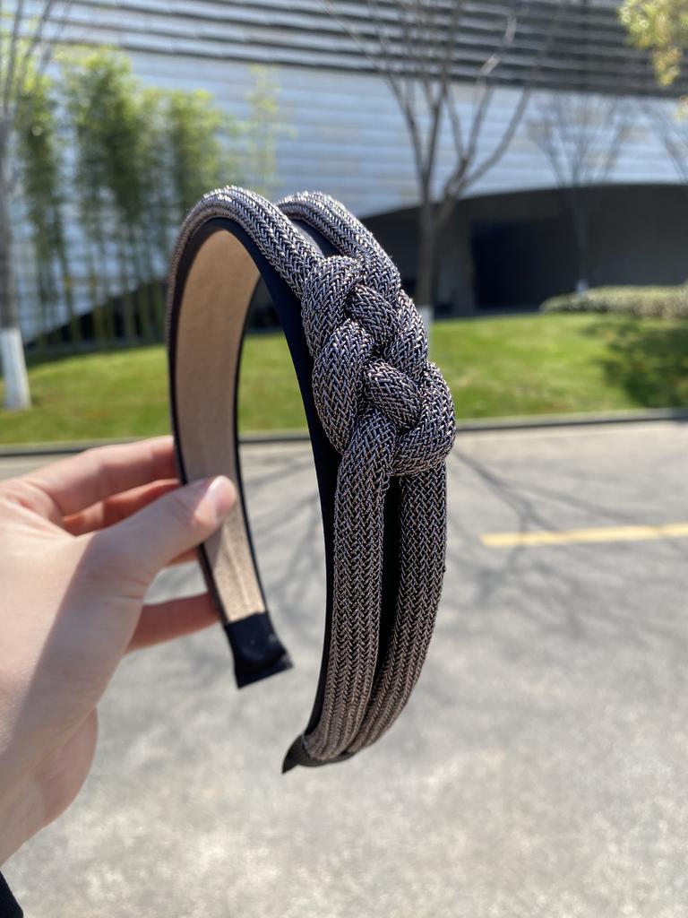 Gold Wire Rope Twist Identification Headband for Women Simple Wide-Brimmed Headband High-End Knotted Headband Hair Accessory