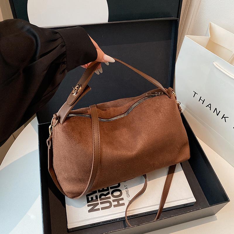 1 Stück Damen High-End-Gefühl Große Kapazität Tasche Damen Einfache Pendler Schulter Handtasche Herbst und Winter Mode Vielseitige Damen Tasche