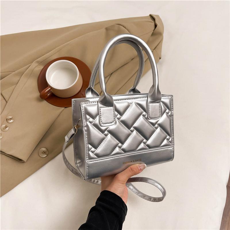 Hot-selling PU handbag bag women's new trend diamond square bag high value single shoulder messenger bag popular