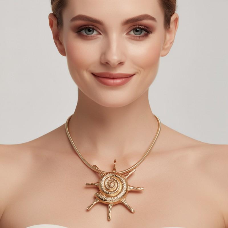 Sunflower Pendant Necklace Women Zinc Alloy Gold Tone Snake Chain Minimalist Chic Layering TLN1178