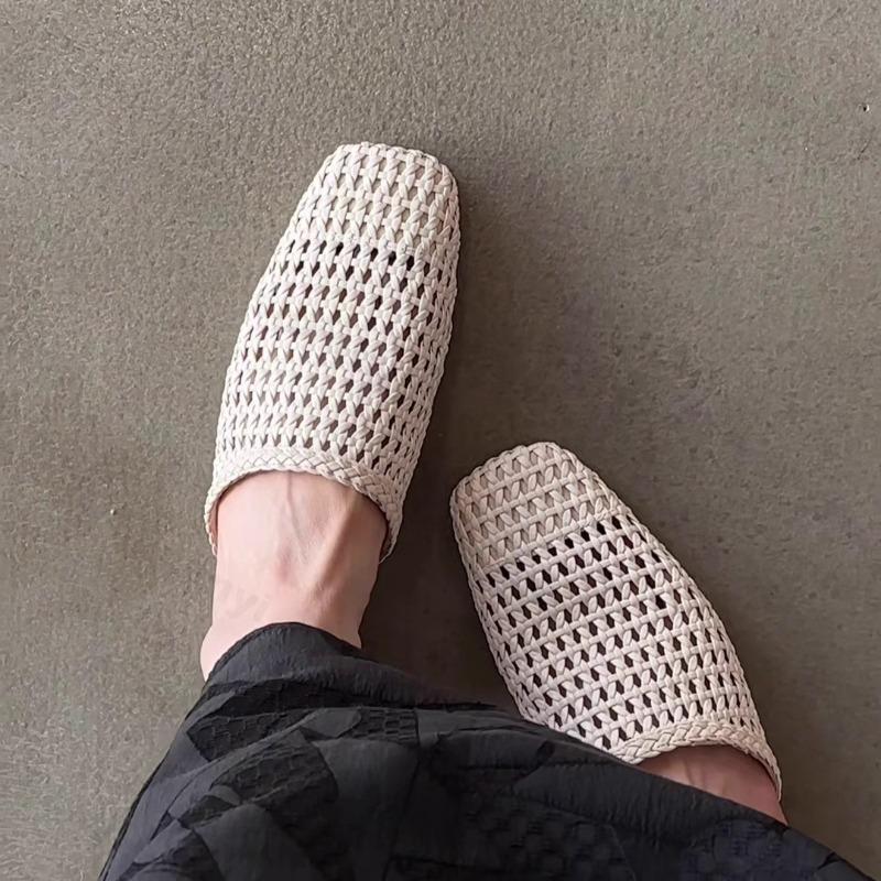 Fashion Summer Women's Slippers 2025 New Fashion Breathable Mesh Flats Luxury Wedge Heel Square Toe Slippers Comfortable Women's Shoes