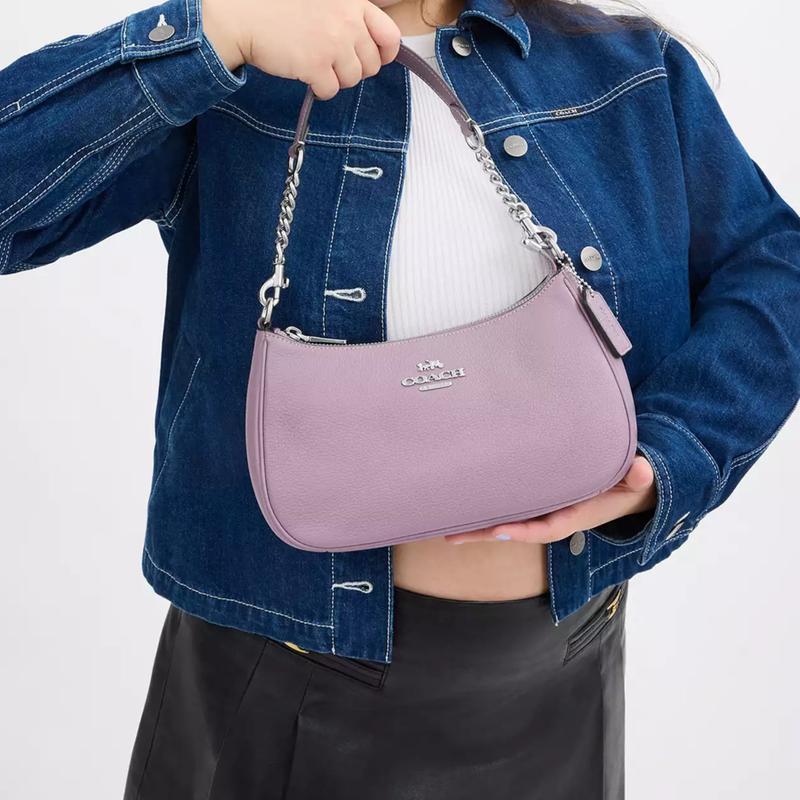 Coach Teri 25 Metal Logo Zip Closure Leather Crossbody Shoulder Bag Medium Women's Purple