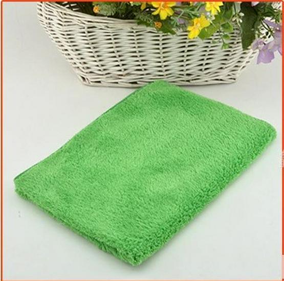 

Полотенца для чистки автомобиля с микрофибровой кромкой — разные цвета и размеры (40x60). Минимальный заказ: 1 Полотенце.