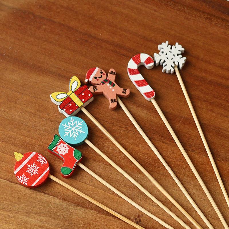 100Pcs Festive Christmas Fruit Skewers Santa Snowflake Tree Disposable Bamboo Skewers For Parties Desser