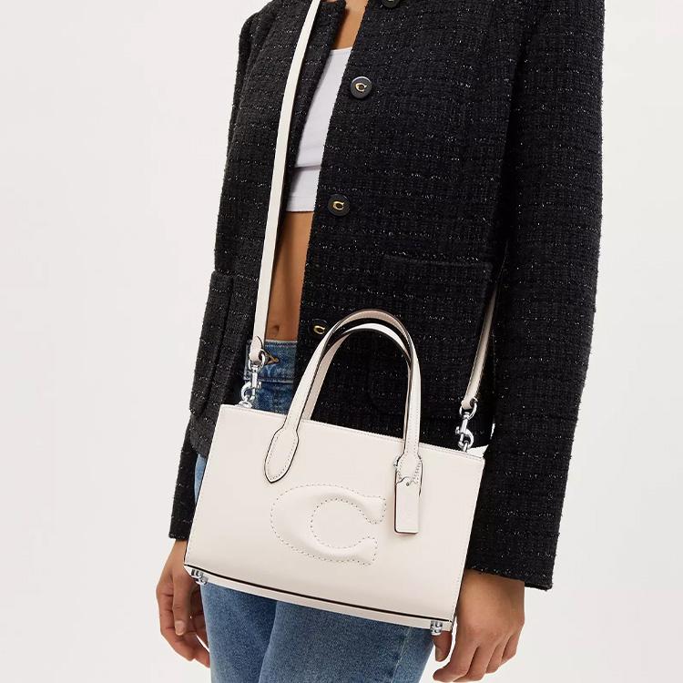 Coach Bolso de Hombro Cruzado Nina 25 con Cierre Magnético Piel de Ternera Refinada Bolso Mediano para Mujer Plata Chalk CR097-SVHA