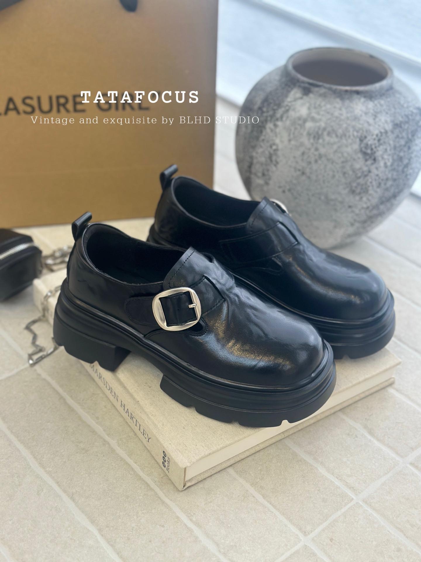 

Leather fashionable and comfortable versatile loafers women s 2025 spring new non-slip foreign niche retro casual shoes 35