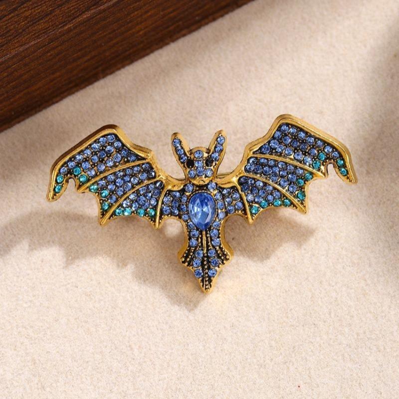 1Piece Vintage Cute Devil Bat Brooches Women Coat Clothing Badges Jewelry Accessries Gifts