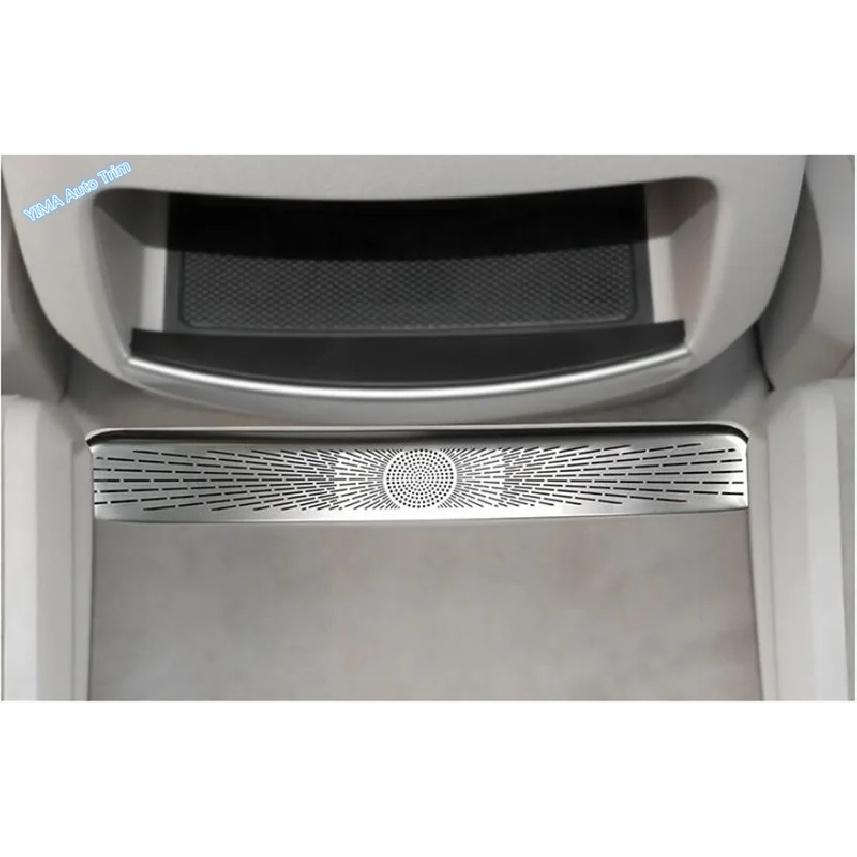 Car Seat Under Air Condition Outlet Vent Dust Plug Cover Trim Metal Sticker Fit For Mercedes Benz V class W447 2024 Accessories