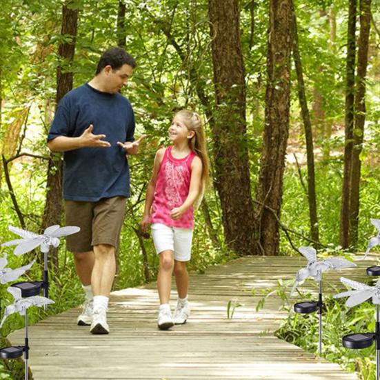 Lumină decorativă din plastic alimentată solar în formă de animal cu LED-uri pentru exterior, grămadă de stâlp pentru grădină