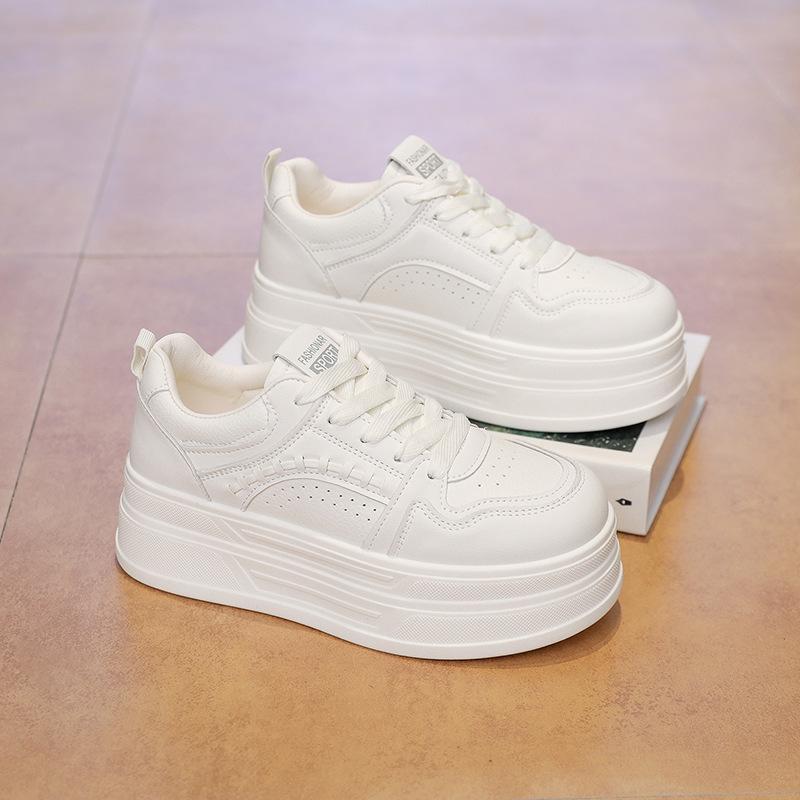 Chunky Platform Sneakers for Women Casual Breathable Non-Slip Sport Walking Shoes Women's Lightweight Comfortable Workout Tennis Running Sneakers