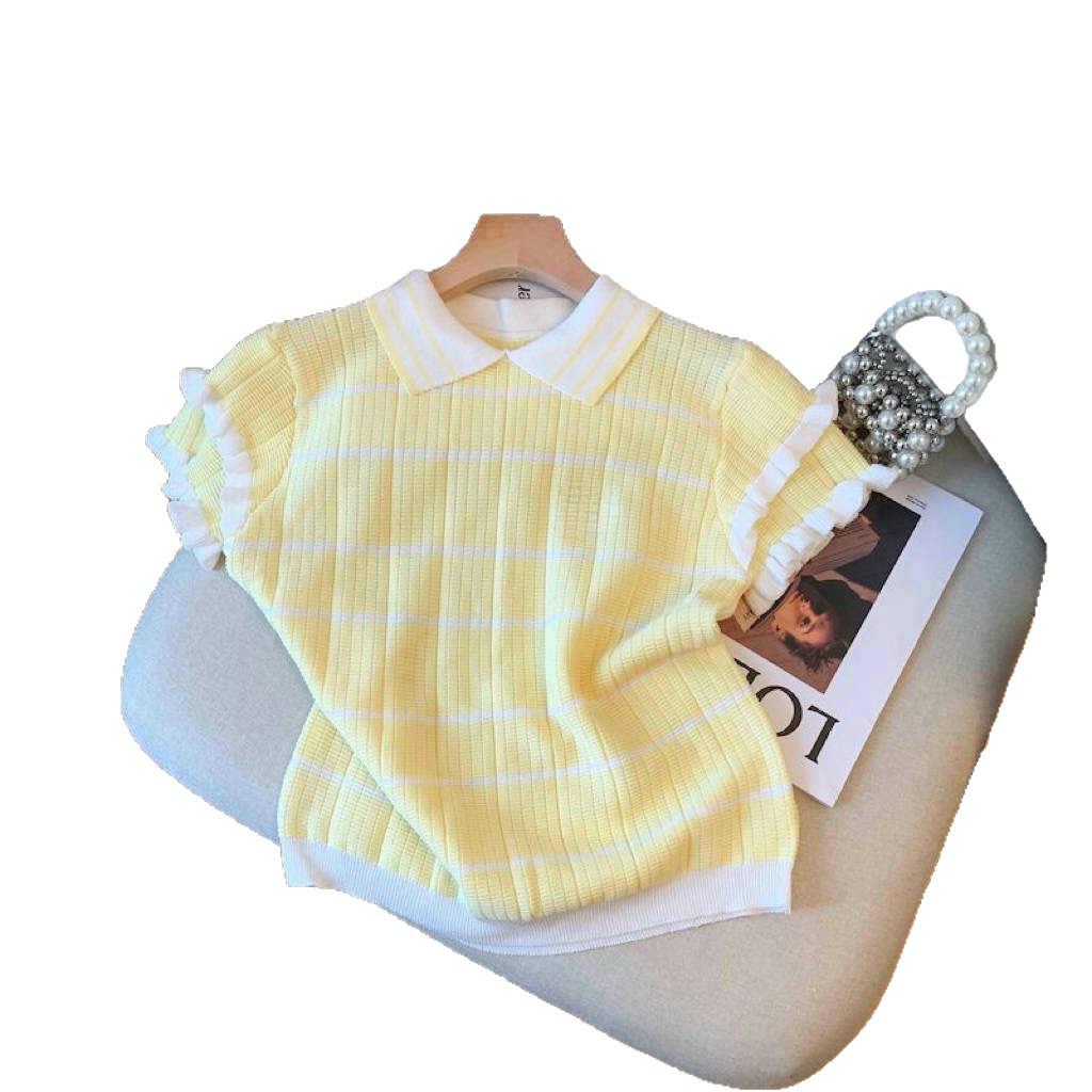 Elegante Top de Punto con Rayas de Encaje en Contraste y Solapa - Manga Corta, Moda Femenina Verano 2026.