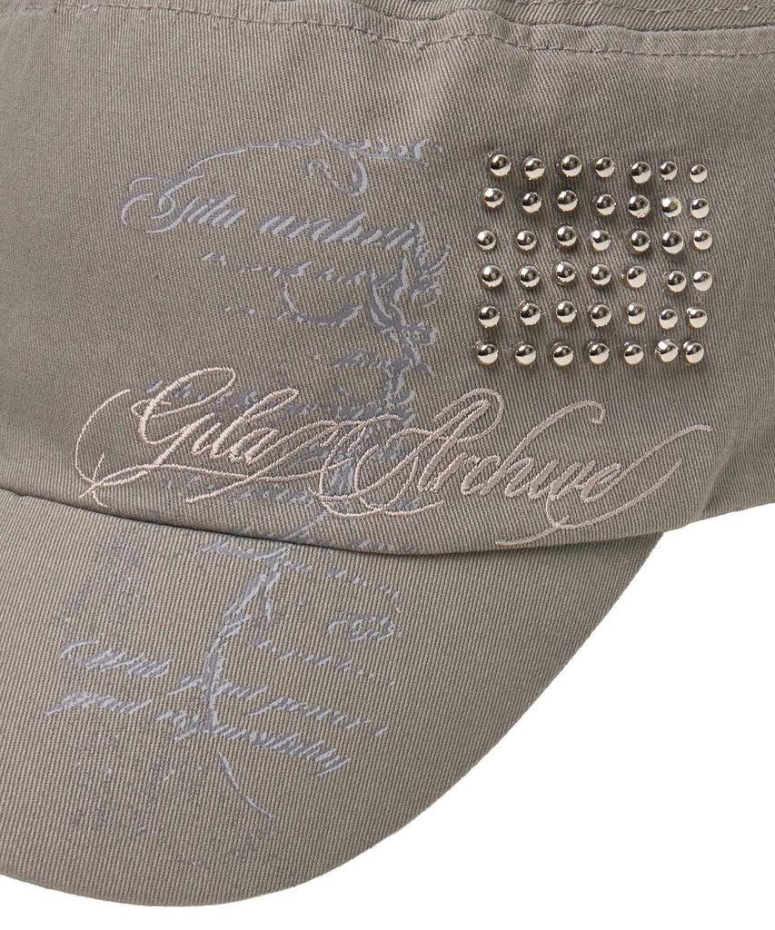 Gillaakaibeu Lettering Graphic Military Cap_Beige