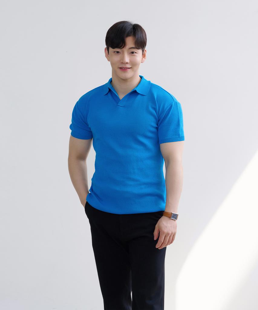 HECKCOOLNAM Ice Cooling Men'S Muscle Fit Collared Short Sleeve Knit T-Shirt That Makes Shoulders Look Wide (Type B)