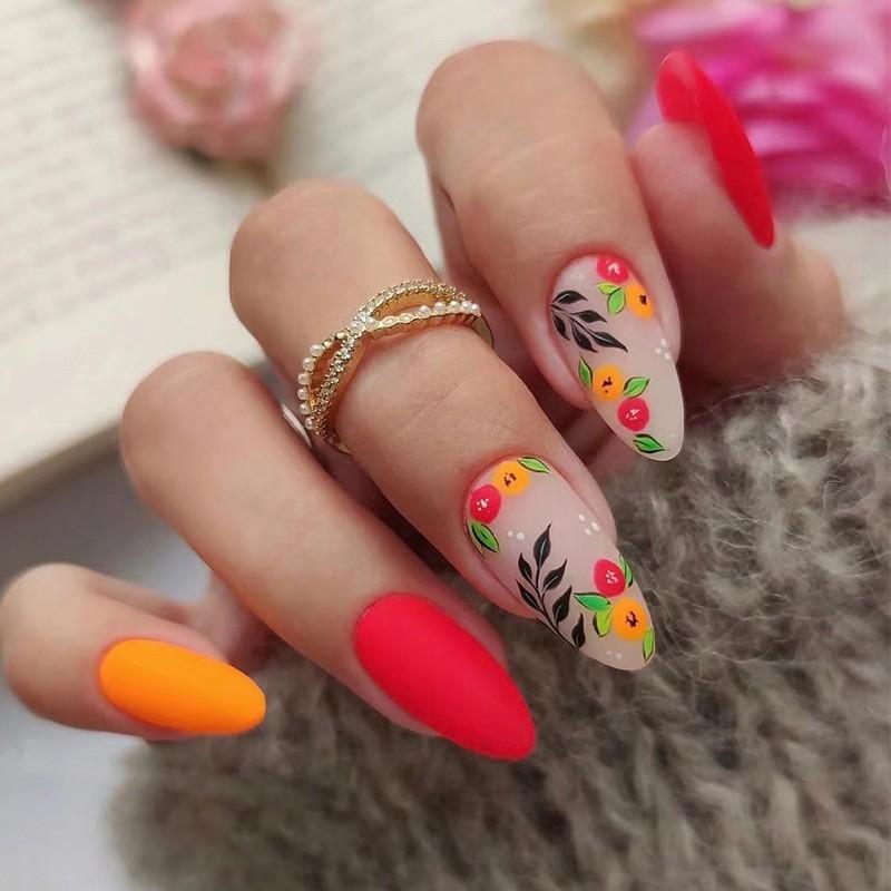 Wearing Nail Polish Matte Red Yellow Jumping Color Small Flower Fake Wholesale Mid Length Nails