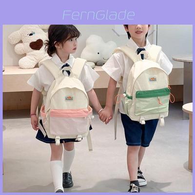 Vorschulrucksack für Kinder aus Nylonmaterial mit geschwungenen Schultergurten für Schule und Reisen