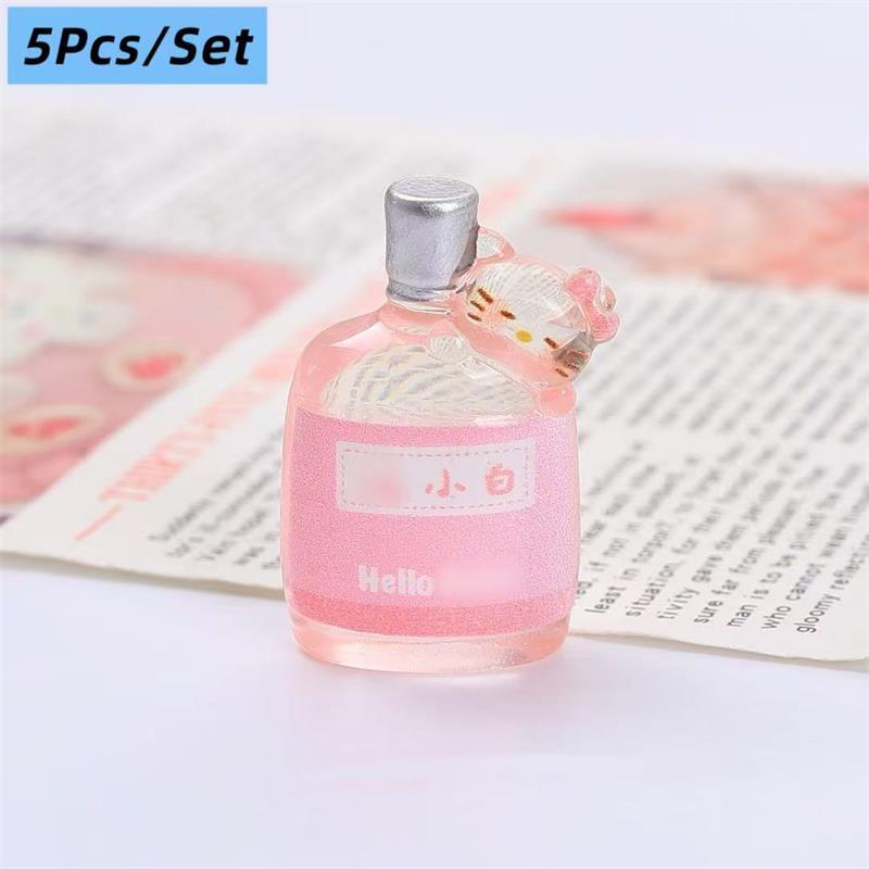 5 Pcs Dollhouse Miniatures Hello Kitty Drink Bottle Models Kt Micro Landscape Ornaments Decor Pretend Play Toys Diy Accessories