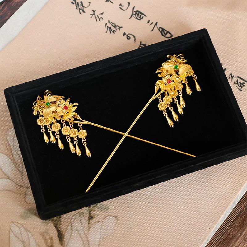 Tang Dynasty Gold Hair Accessories Set: Hanfu Retro Headdress with Hairpins, Forks, and Combs.