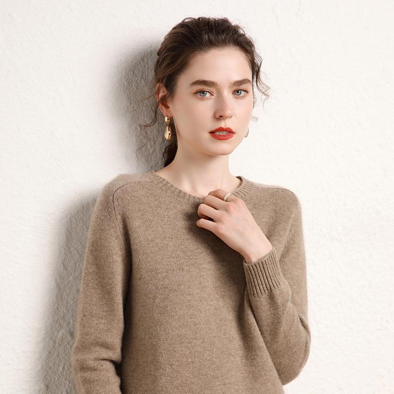 Women's Pure Wool Short Sweater - Warm Knit Round Neck for Autumn/Winter