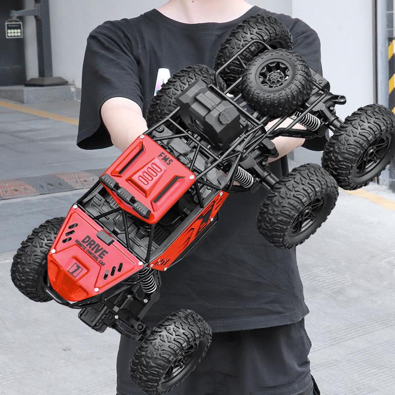 New 4/6Wdrc Car With Led Lights 2.4G Cross-Country Climbing Spray Racing Car Remote Control Electric Car Fall Resistant Boy Toys