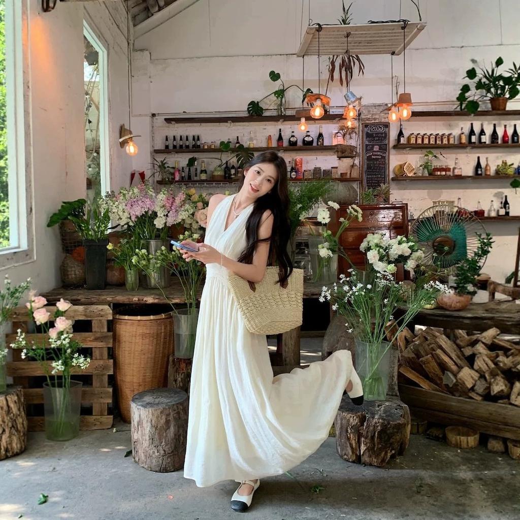 French neck V-neck sleeveless dress women's summer new temperament waist thin hourglass waist long skirt