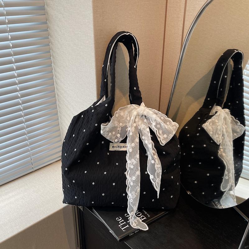 Korean Lazy Wind Large-capacity Underarm Bag Women's 2025 New Girl Chiffon Cloth Polka Dot Shoulder Tote Bag