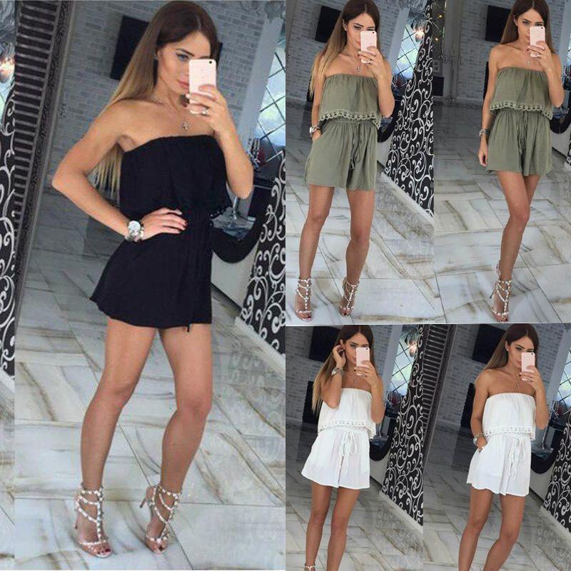 Elegante Mono de Mujer con Pantalones Cortos de Hojas Para un Look Chic de Verano