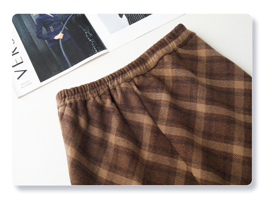 High-Waisted Plaid Tweed Pencil Skirt for Women - Slimming Mid-Length Bodycon, Autumn & Winter 2024 Collection