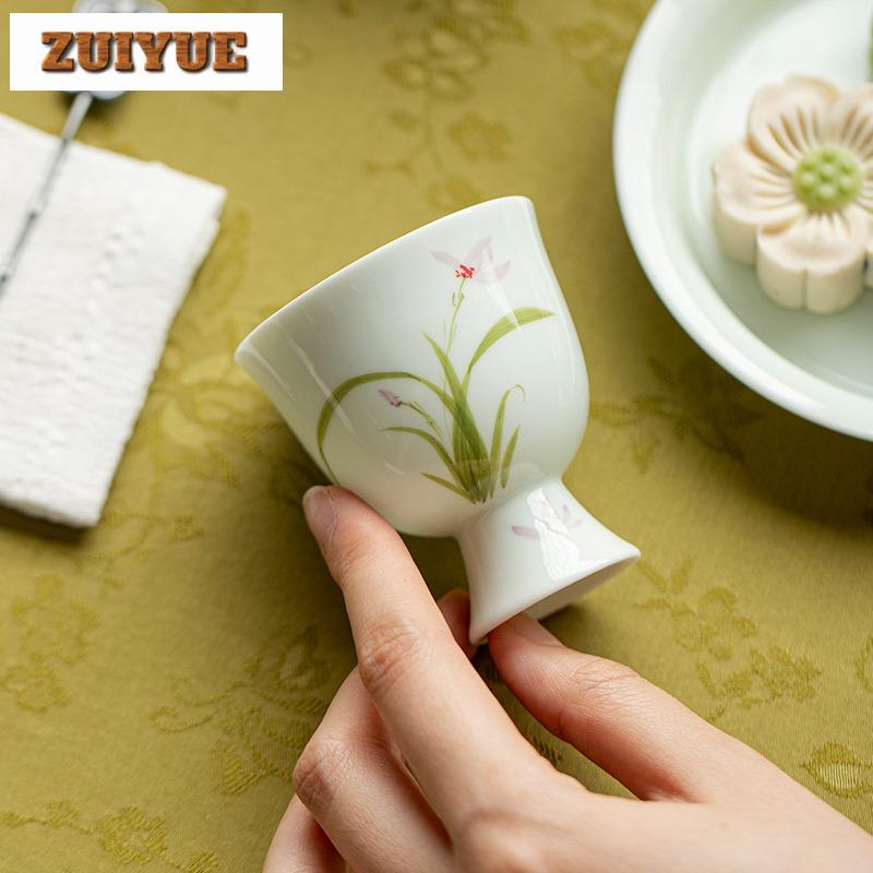 2 Stück/Los Handbemalte Orchidee Hoher Fuß Teetasse Elegante Teeschale Tasse Teeverkostung Persönliche Tasse Chazhan Meistertassen Teeservice 70ml