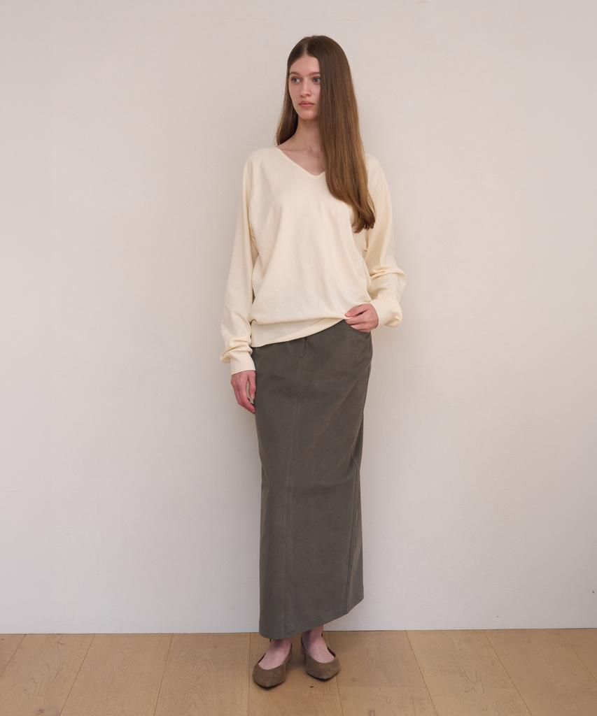 ATEMPO Essential V-Neck Pullover Knit