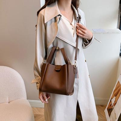 Large Capacity Bag Women's New Fashion Messenger Bag High-end Casual Portable Bucket Bag