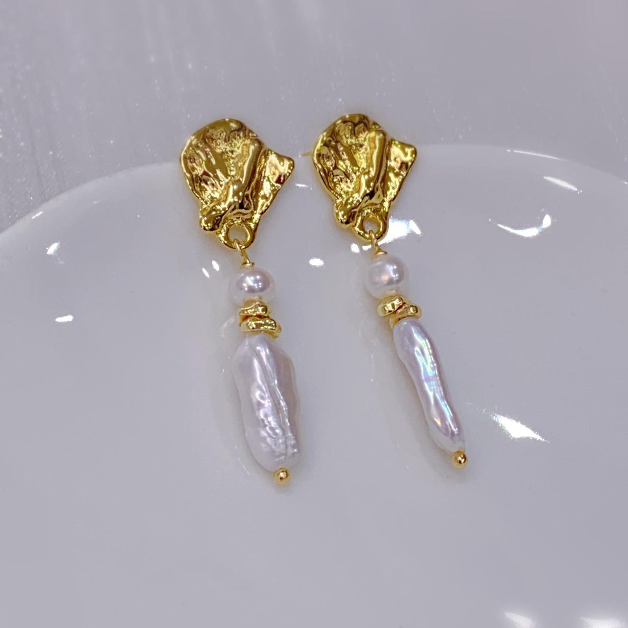 Lan Yun niche, natural baroque special-shaped pearl stud earrings exquisite temperament versatile French retro earrings female long Silver needle