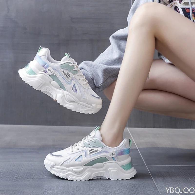 Large Size Autumn Breathable Lightweight Casual Comfortable Women's Shoes Versatile Flat Bottom Women's Sports Dad Shoes