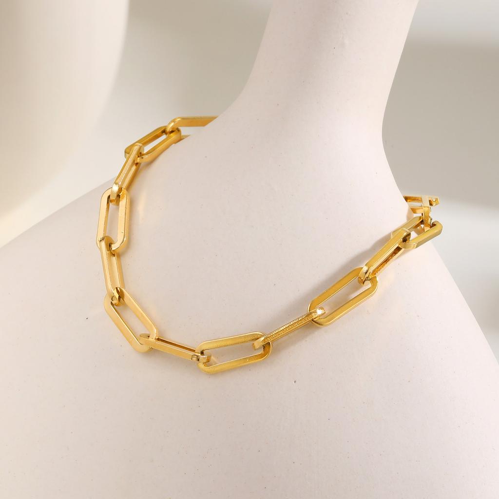 Stainless Steel Bracelets Vintage Styling Design Simple And Delicate Premium Bracelets For Women Jewelry Trending Products Gifts
