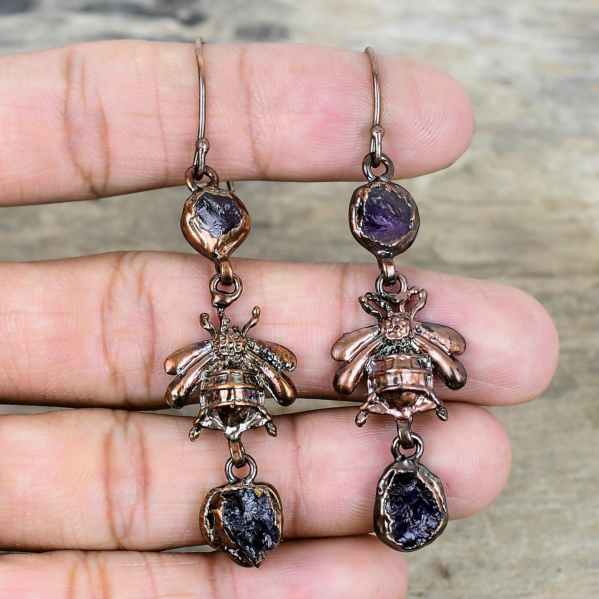 

Африканский аметист необработанный серьга гальванопластика медные серьги драгоценный камень ювелирные изделия серьга с медоносной пчелой ручная работа медные ювелирные изделия подарки на годовщину