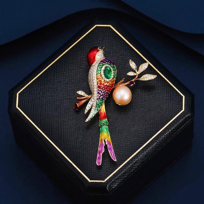 Elegant Chinese Style Colorful Magpie Pearl Brooch - Unique Women's Niche Design Pin Accessory