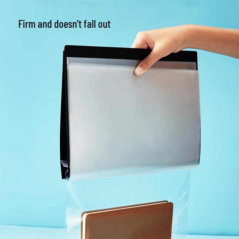 Staples NP1069 A4 20-Pocket Display Book